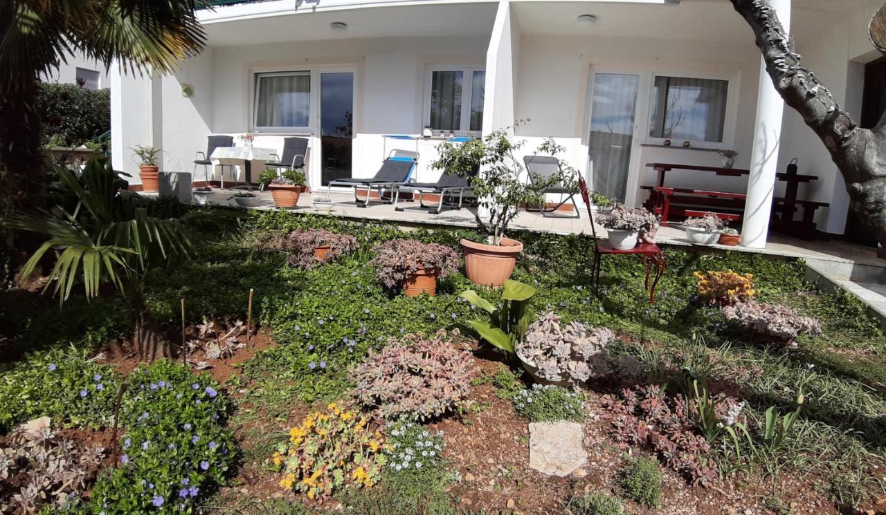 Apartments Summer Bloom Krk Town Dış mekan fotoğraf